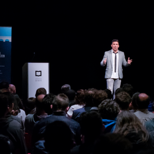 Maravilla Martínez visitó la UNSAM