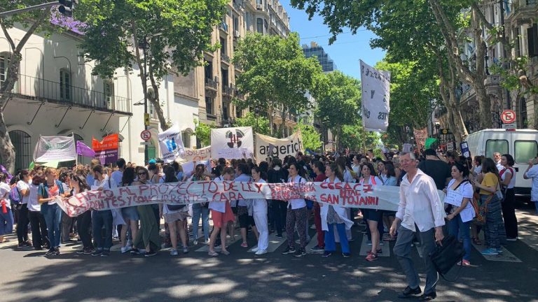 Residencias: nueva ley y paro